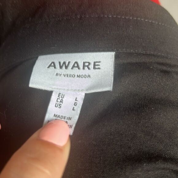 LL11 Aware by Vero moda  button down shirt with double breasted pockets - Picture 6 of 6